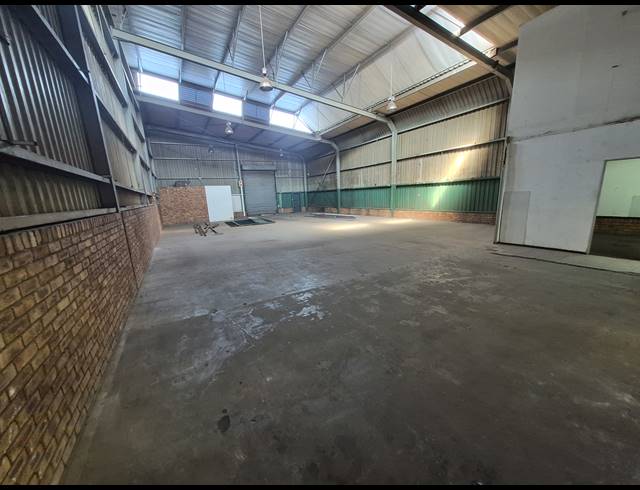 397M² WAREHOUSE TO LET IN BENROSE